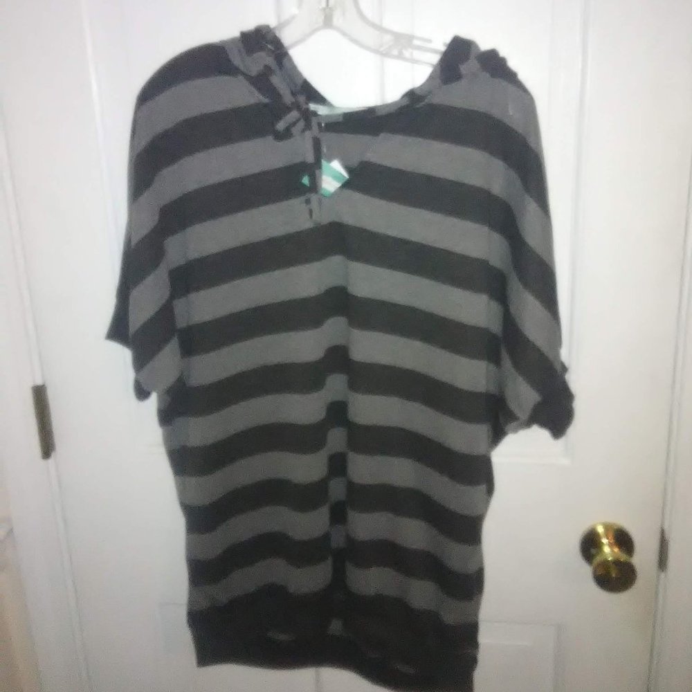 Maurices XL Shirt NWT